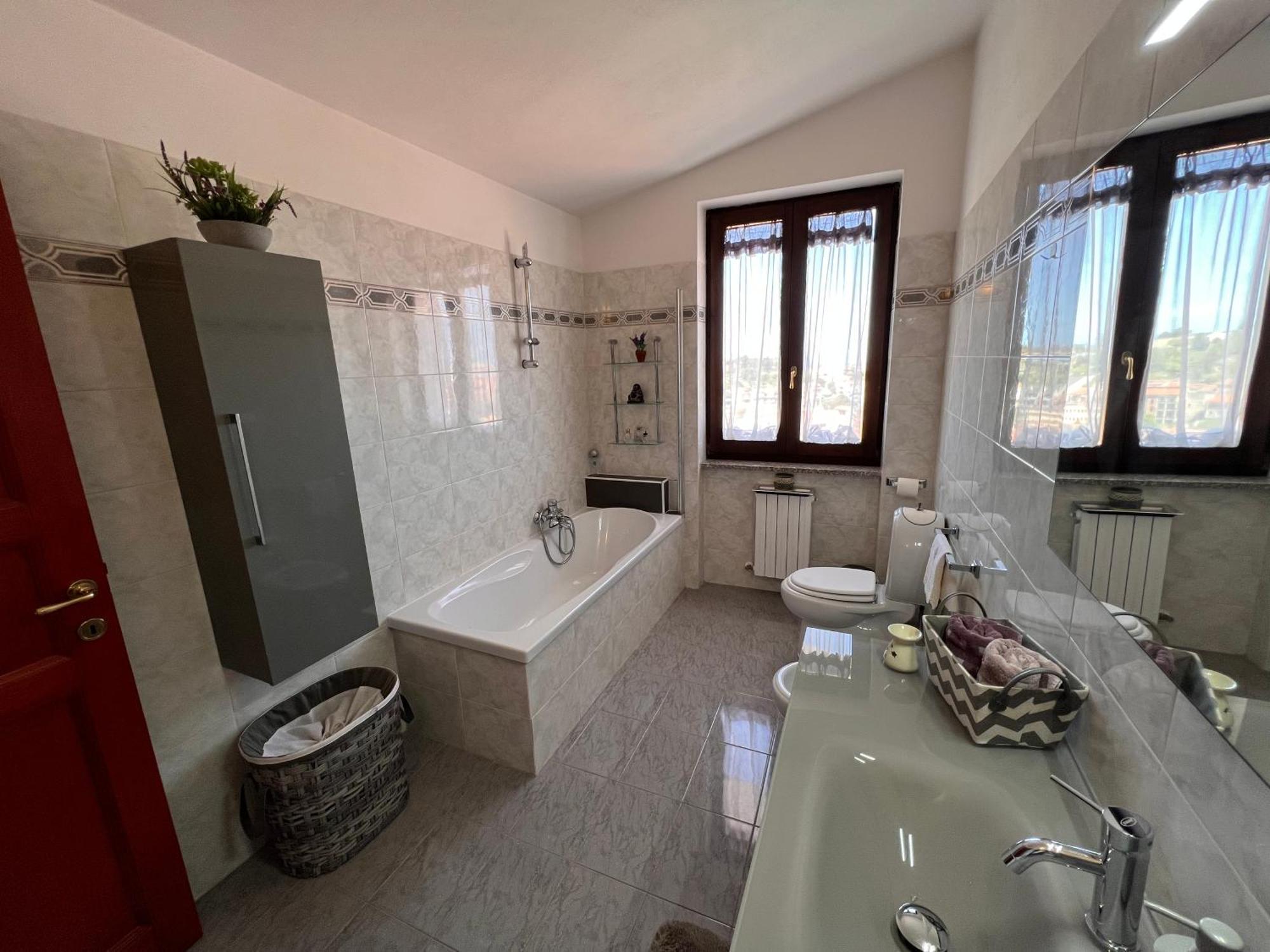 Panoramica Con Giardino Apartment